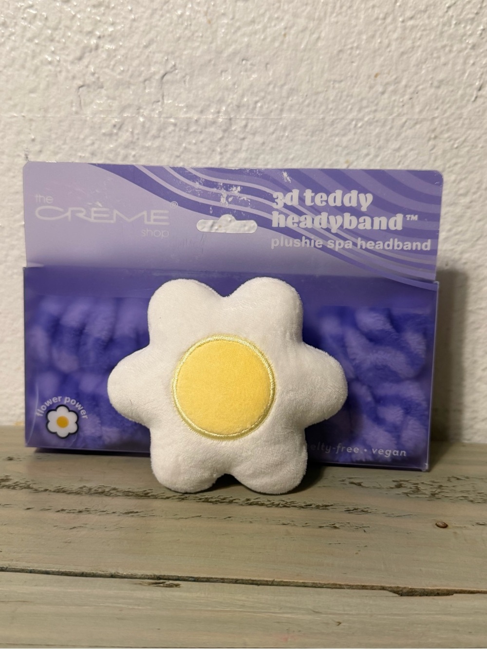 The Crème Shop White & Yellow Daisy Plush Spa Headband